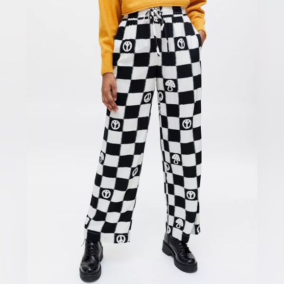 Urban Outfitters Carmen Printed Pull-On Pant - Picture 2 of 6